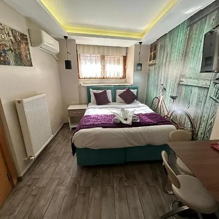 Celebi Step * Istanbul