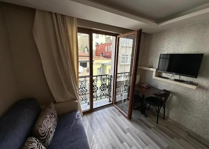 Celebi Step Istanbul